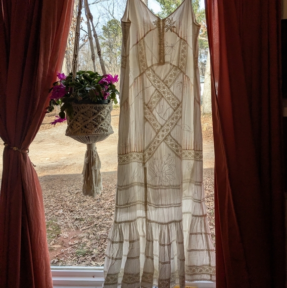 Nataya White Embroidered Maxi Dress - Picture 2 of 16